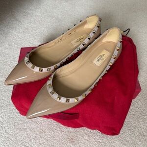 Valentino Garavani Women’s Rockstud Pointed Toe Ballet Flats - Beige US 8.5